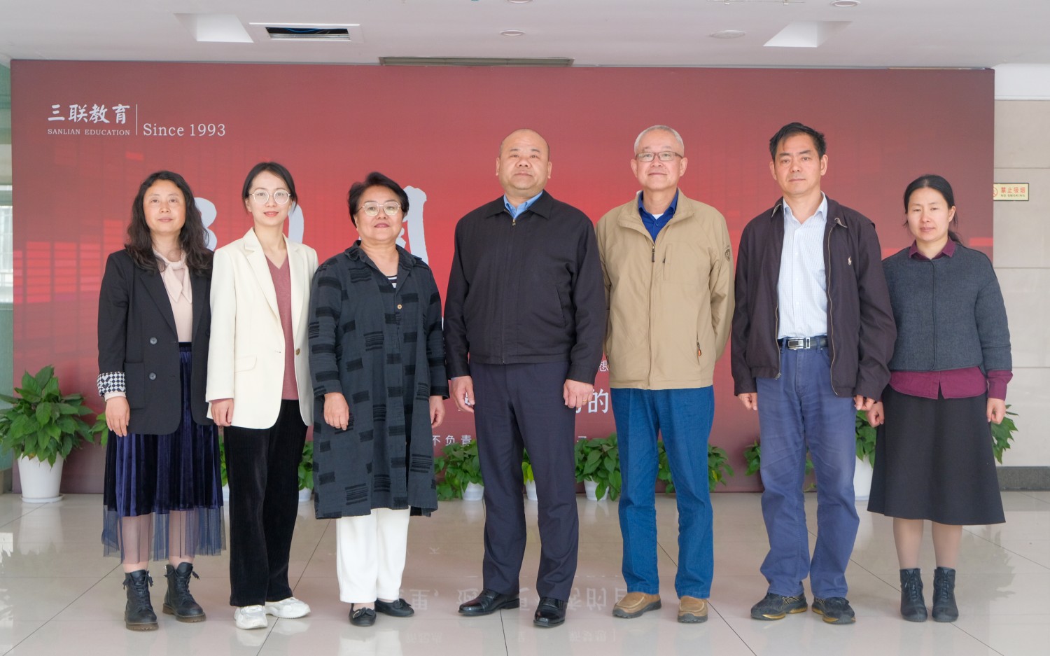 1681365765833363.jpg b2e3846e0eef07e2e96d2347ce6fd61.jpg